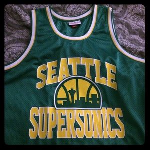 Mitchell & Ness Seattle SuperSonics Jersey
